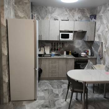 Продается 1-комнатная квартира, 37 м²