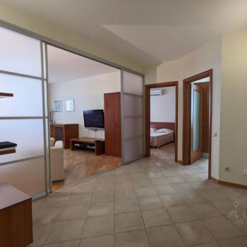 Сдается 2-х комнатная квартира, 70 м²