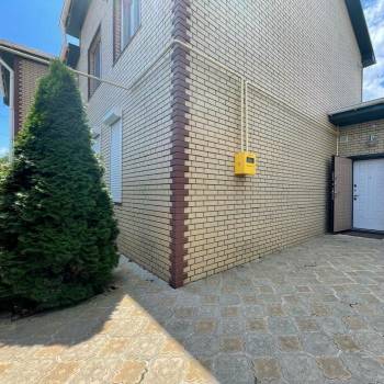 Продается Дом, 400 м²