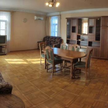 Сдается Многокомнатная квартира, 98 м²