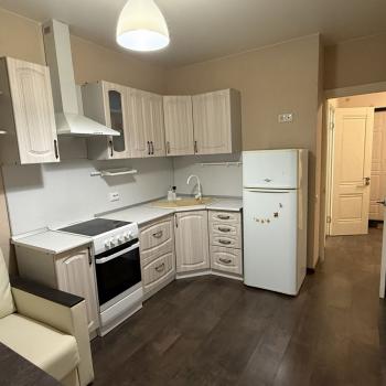 Продается 1-комнатная квартира, 41,8 м²