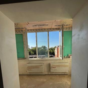 Продается Многокомнатная квартира, 180 м²