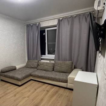 Продается 1-комнатная квартира, 39,7 м²