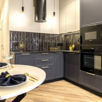 Продается 1-комнатная квартира, 47 м²