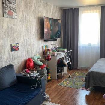 Продается 1-комнатная квартира, 46,4 м²