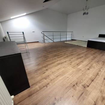 Продается 2-х комнатная квартира, 76 м²
