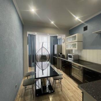 Продается 3-х комнатная квартира, 107 м²