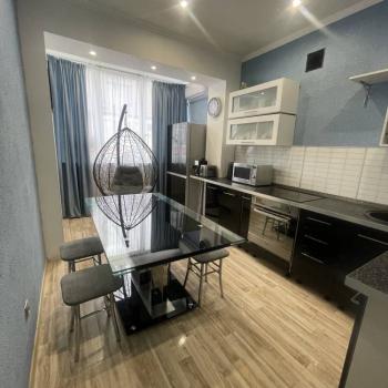 Продается 3-х комнатная квартира, 107 м²