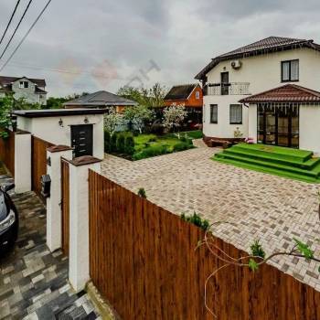 Продается Дом, 200 м²