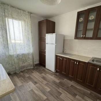 Продается 1-комнатная квартира, 35 м²