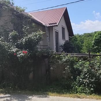Продается Дом, 280 м²