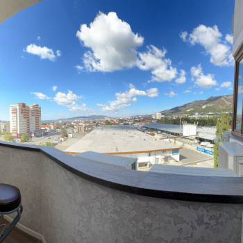 Продается 1-комнатная квартира, 55 м²