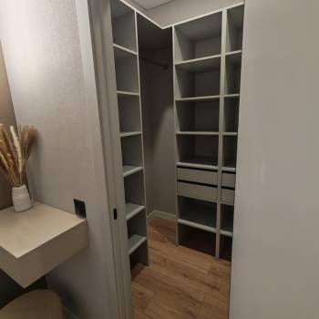Продается 1-комнатная квартира, 48 м²