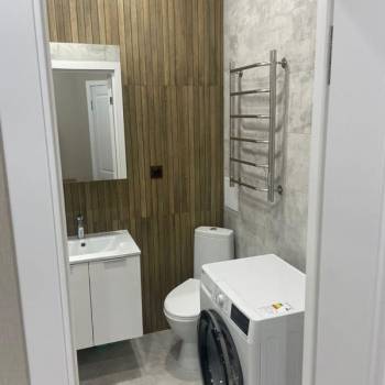 Продается Многокомнатная квартира, 33 м²