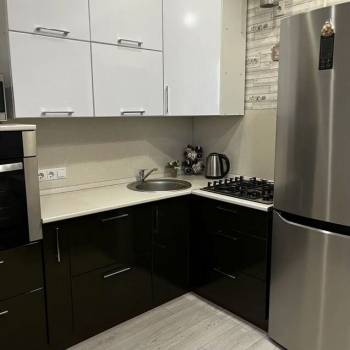 Продается 1-комнатная квартира, 51,9 м²