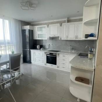 Продается 1-комнатная квартира, 41 м²