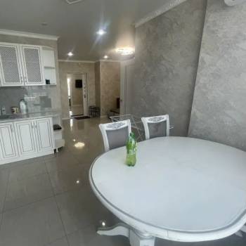 Продается 1-комнатная квартира, 41 м²
