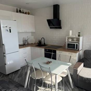 Продается 1-комнатная квартира, 38,1 м²