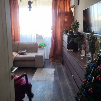 Продается 1-комнатная квартира, 38 м²