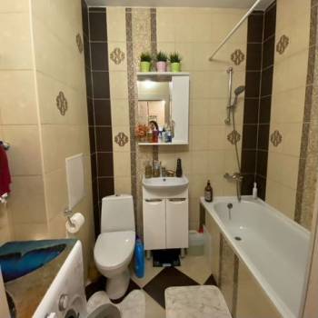 Продается 1-комнатная квартира, 40 м²