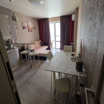 Продается 1-комнатная квартира, 52,7 м²