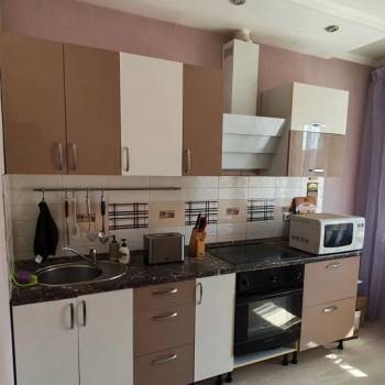 Продается 1-комнатная квартира, 37 м²