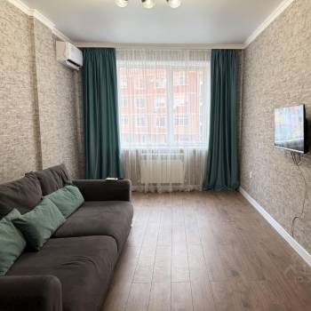 Сдается 1-комнатная квартира, 47 м²