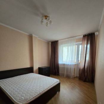 Сдается Многокомнатная квартира, 75,6 м²