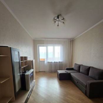 Сдается Многокомнатная квартира, 75,6 м²