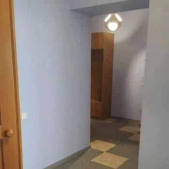 Продается 1-комнатная квартира, 57,3 м²