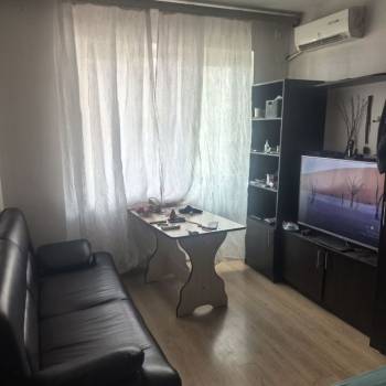 Продается 1-комнатная квартира, 34 м²
