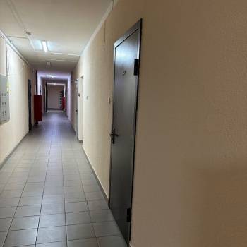Продается 1-комнатная квартира, 40,6 м²