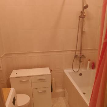 Продается 1-комнатная квартира, 35 м²