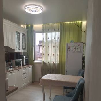 Продается 1-комнатная квартира, 35 м²