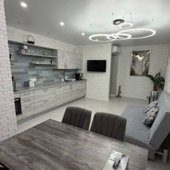 Продается 2-х комнатная квартира, 78,6 м²
