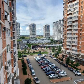 Продается 2-х комнатная квартира, 654 м²
