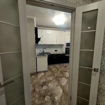 Продается 2-х комнатная квартира, 654 м²