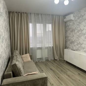 Продается 1-комнатная квартира, 38,5 м²