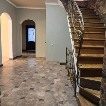 Продается Дом, 313 м²