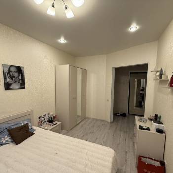Продается 1-комнатная квартира, 32 м²
