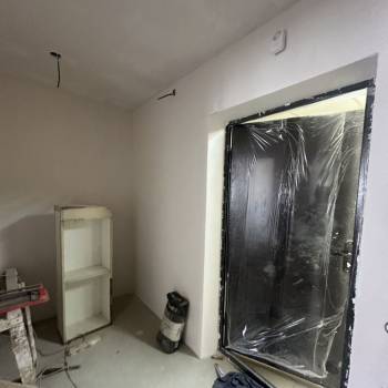 Продается 1-комнатная квартира, 42,4 м²