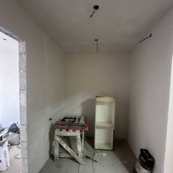 Продается 1-комнатная квартира, 42,4 м²