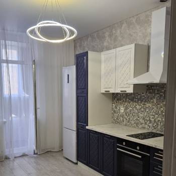 Сдается 1-комнатная квартира, 42 м²