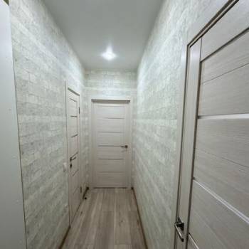 Продается 1-комнатная квартира, 40,6 м²