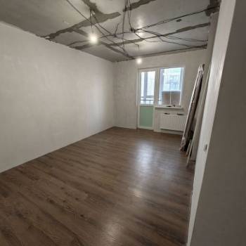 Продается 1-комнатная квартира, 41,3 м²