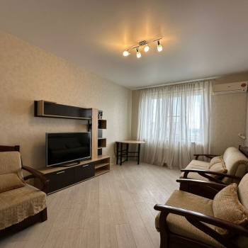 Продается 1-комнатная квартира, 38,5 м²