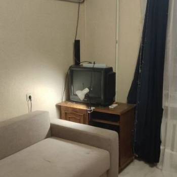 Продается 1-комнатная квартира, 38 м²