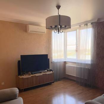Продается 2-х комнатная квартира, 70 м²