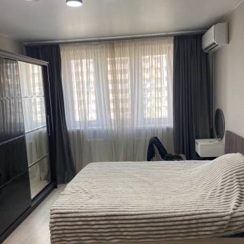 Продается 1-комнатная квартира, 41,2 м²