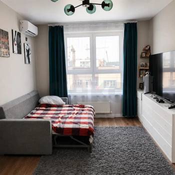 Продается 1-комнатная квартира, 37 м²
